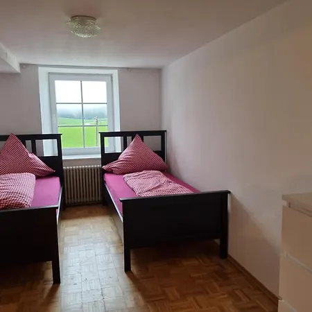 Plattenhof Apartman Sankt Peter